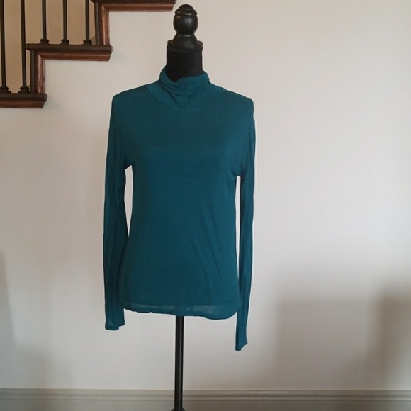 Long sleeve Top - Picture 1 of 1